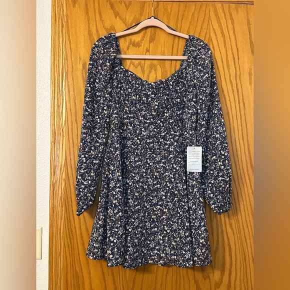 Lush Floral Long Sleeve Dress - NWT - Size M - Picture 2 of 14
